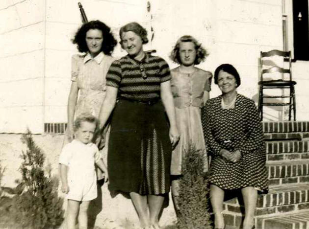 Alma, Bertha, Jean, Kay, & Kay's son